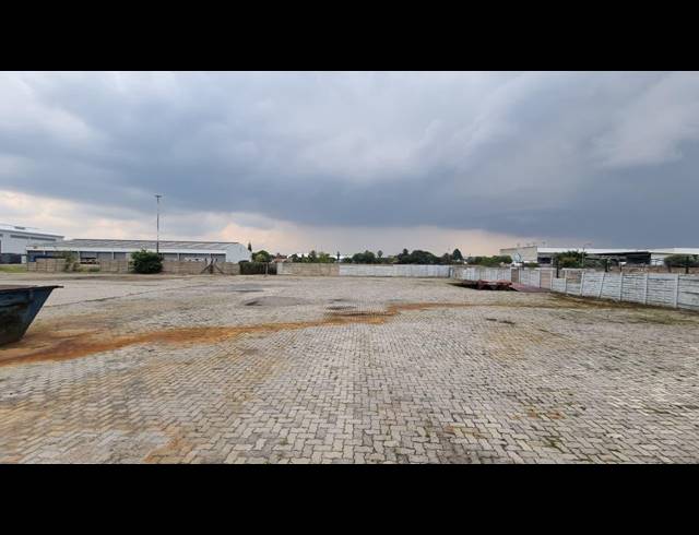 6,972M² WAREHOUSE TO LET IN HUGHES